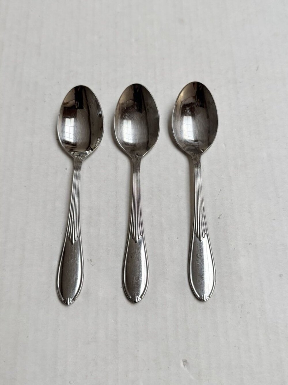 Wallace Astra Bands Plume Tip Stainless Place Oval 3‎ Dessert Spoons Replacement